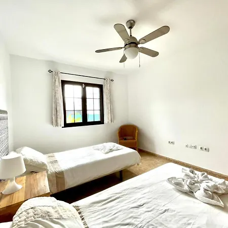 Encantadora Villa Con Piscina Privada, Wifi, A/C, Bbq, Playa Blanca Playa Blanca (Lanzarote)